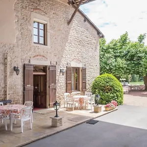 Logis Les Platanes Hotel Reyssouze